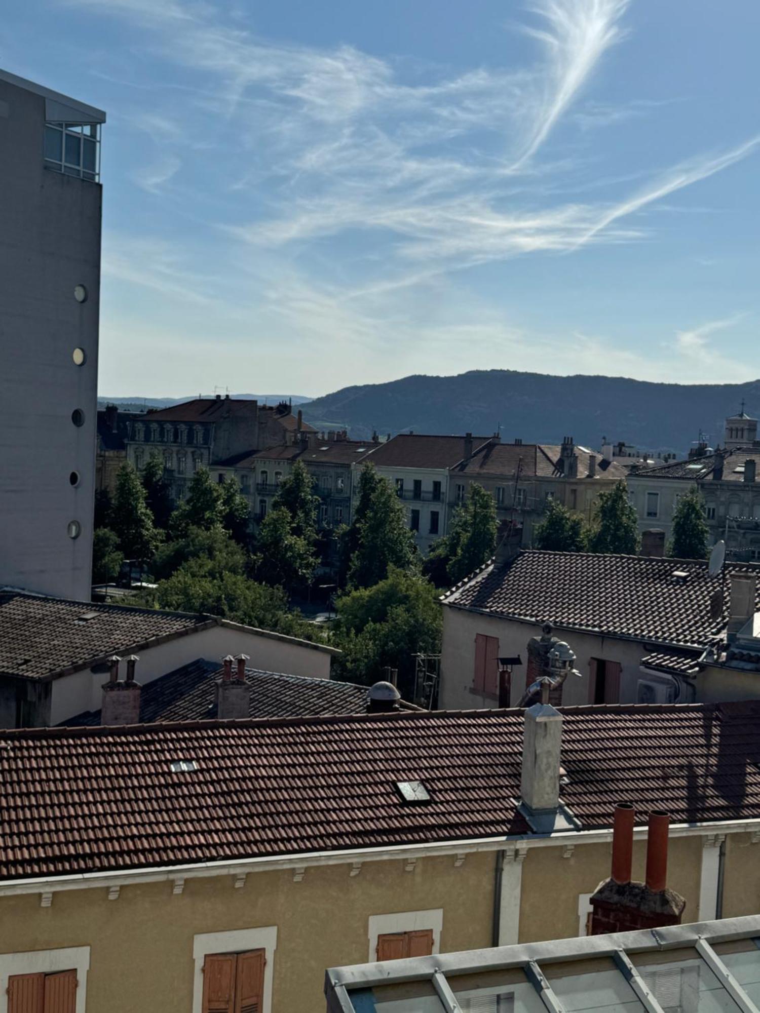 Appartement Terrasse Au Coeur De Valence 54 Bagian luar foto